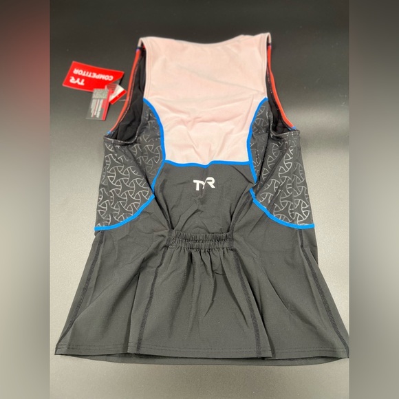 TYR Women's Competitor Loose Tri Singlet with Bra Athletic Tank Small - Picture 4 of 8